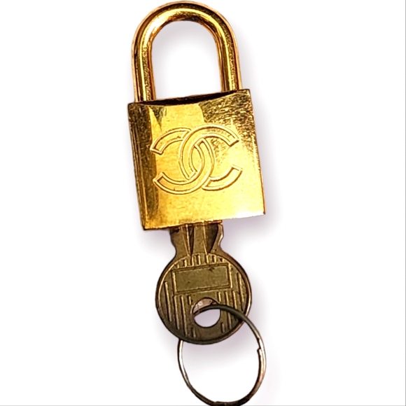 CHANEL Accessories - Chanel Gold Lock and Key